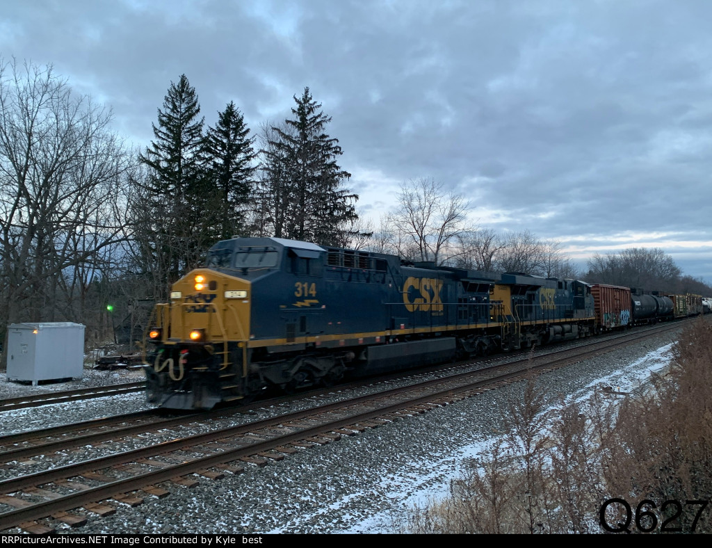 CSX 314 on Q627